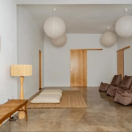 Pensjonat Espacio Fenomena, En En El Centro De Lanzarote *